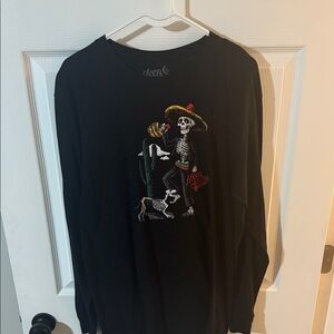 Black Skeleton Graphic Long Sleeve Tee